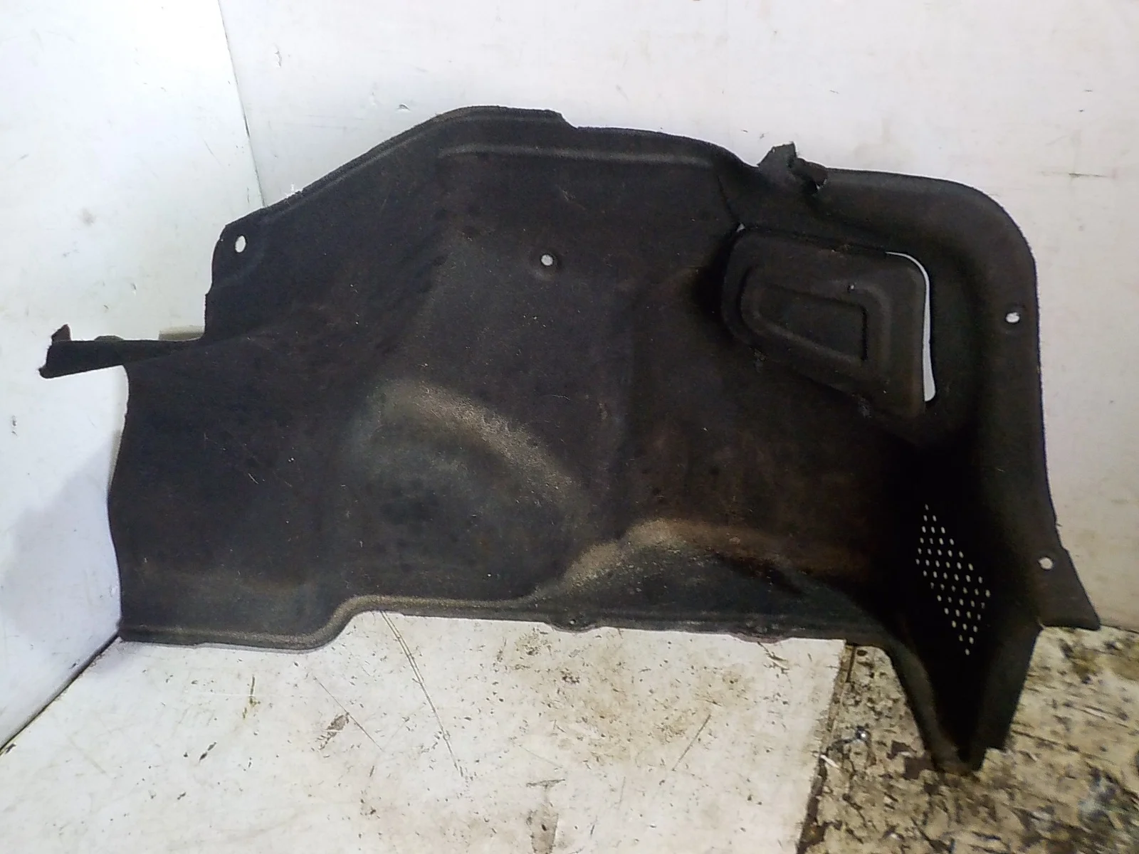 Обшивка багажника Kia Rio III рестайлинг (2015—2017)