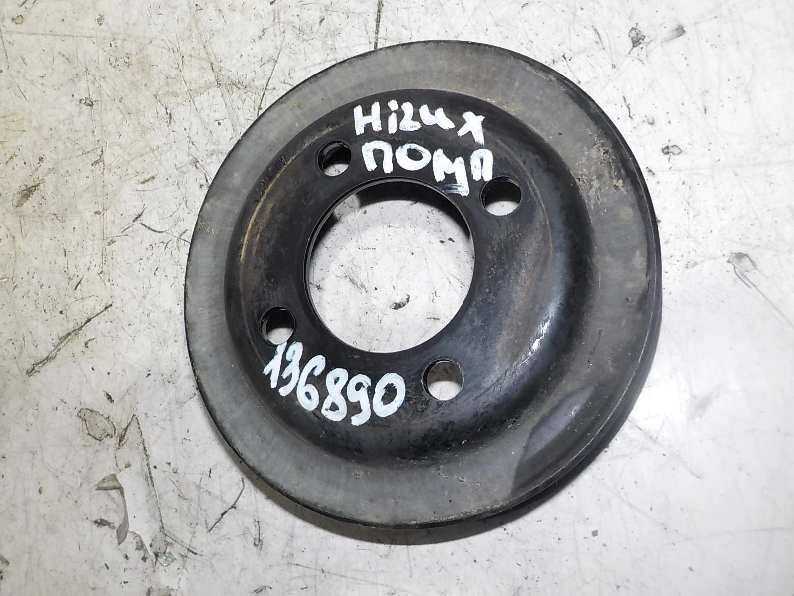 Шкив помпы Toyota Hilux VII рестайлинг (2011—2015)