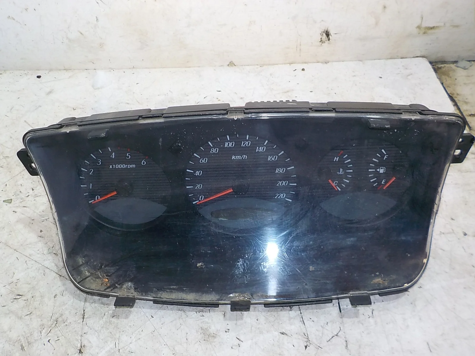 Панель приборов SsangYong Kyron I (2005—2007)