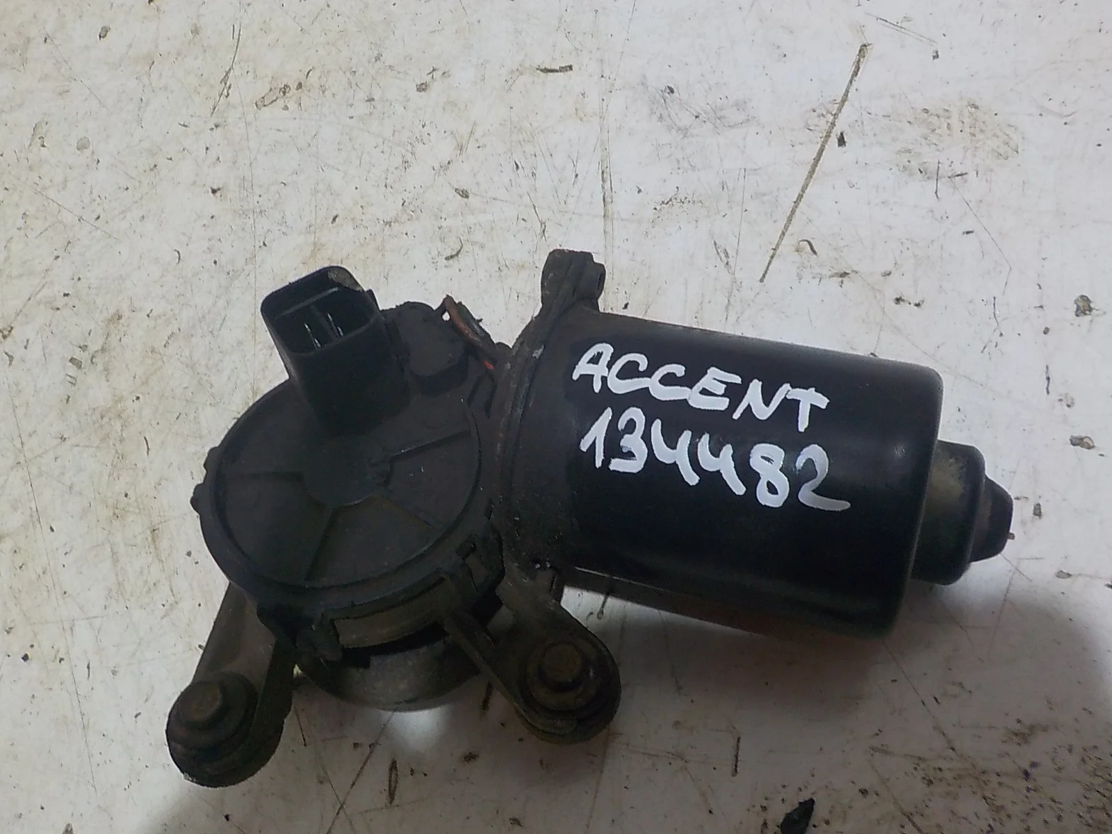 моторчик дворников Hyundai Accent II (1999—2012) Перед