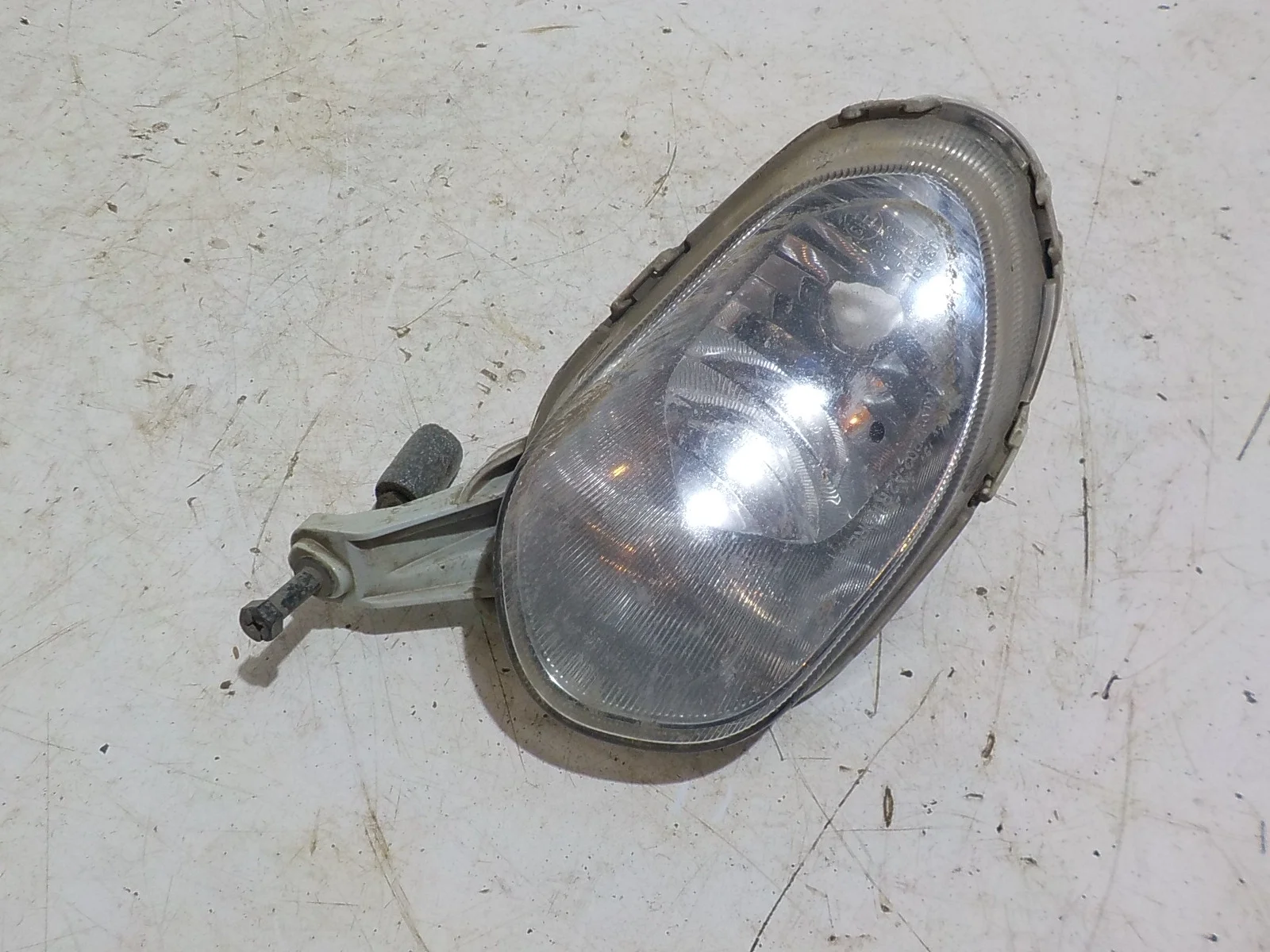 Фара противотуманная Kia Ceed JD (2012—2015) Перед Право