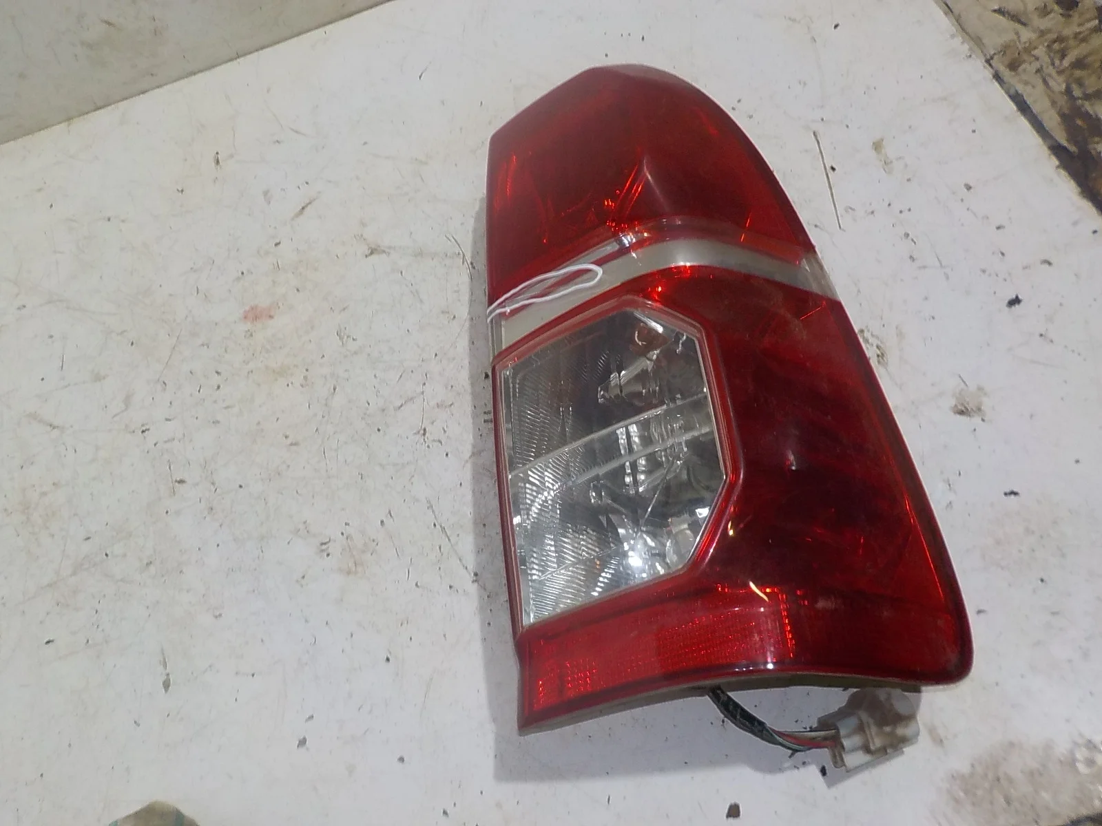 Фонарь Toyota Hilux VII рестайлинг (2011—2015) Зад Право