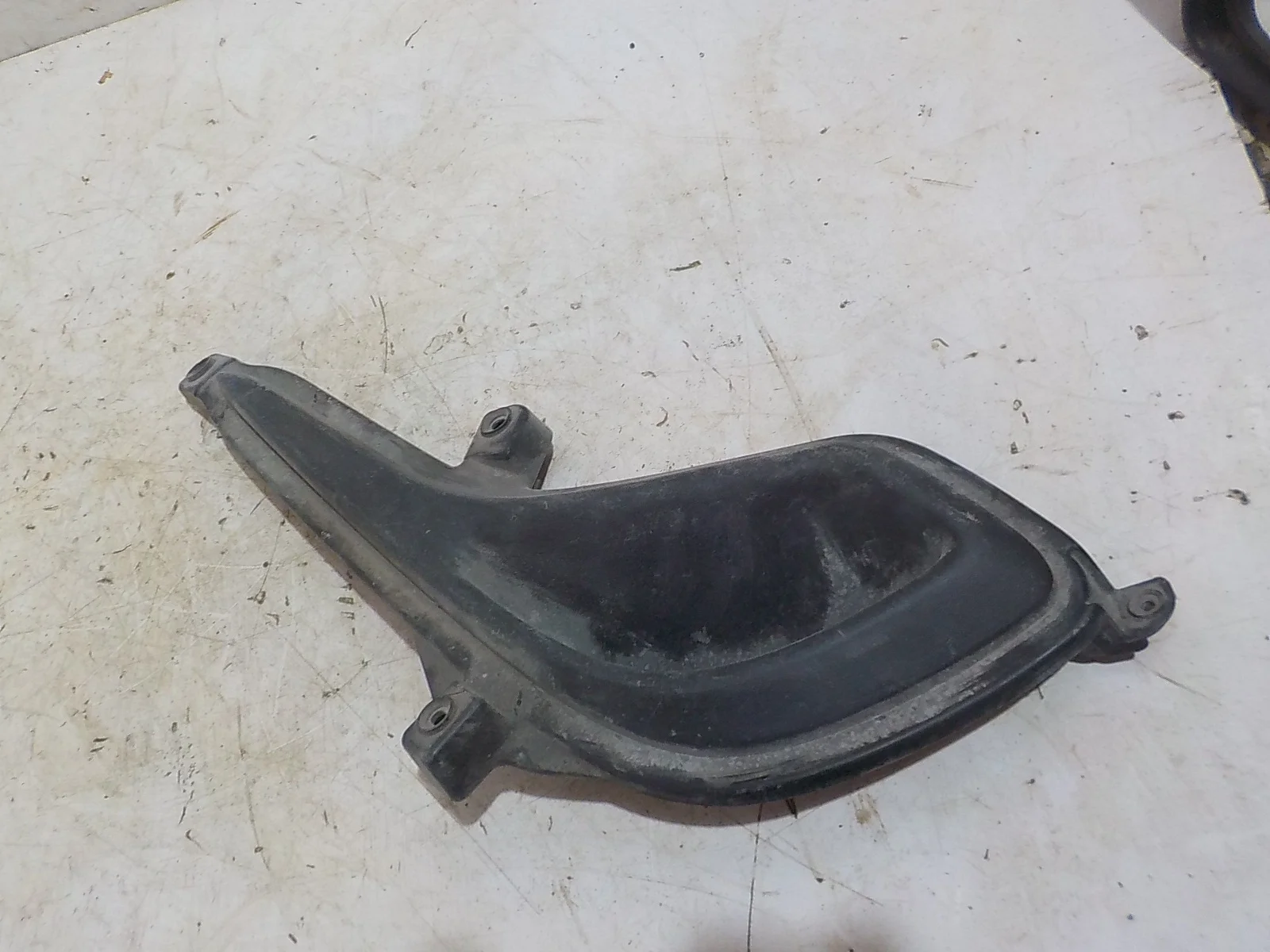 накладка на бампер Hyundai Solaris I (2010—2014) Перед Лево