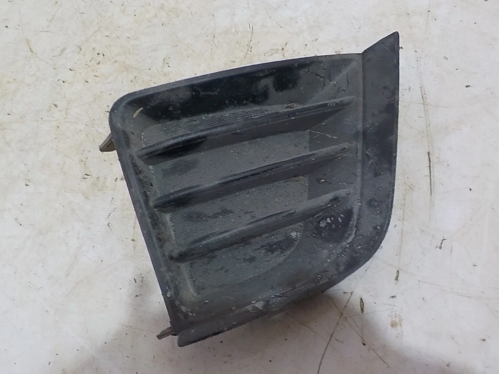 накладка на бампер Toyota RAV4 IV (2012—2015) Перед Право