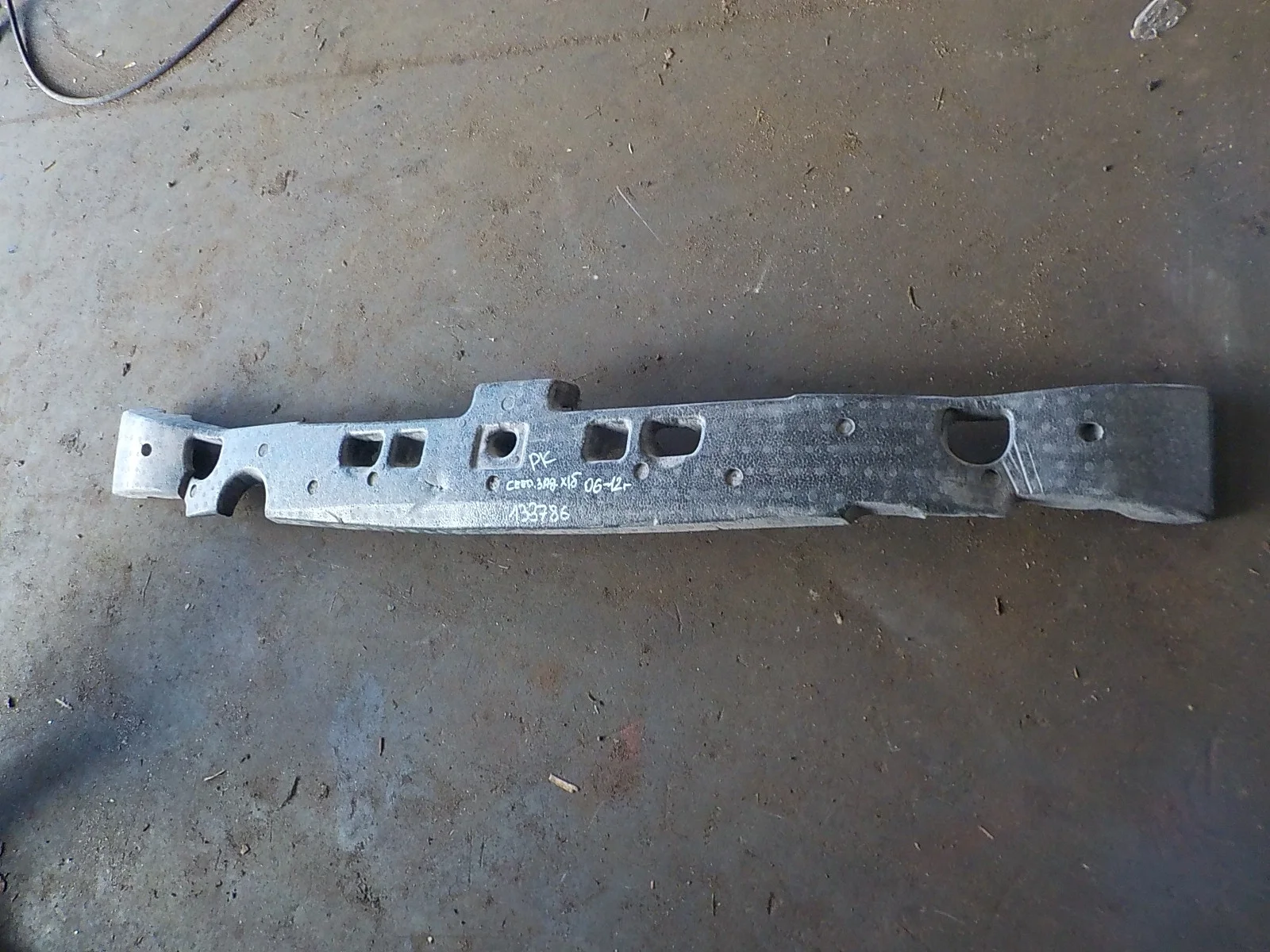 Абсорбер бампера Kia Ceed ED (2006—2010) Зад