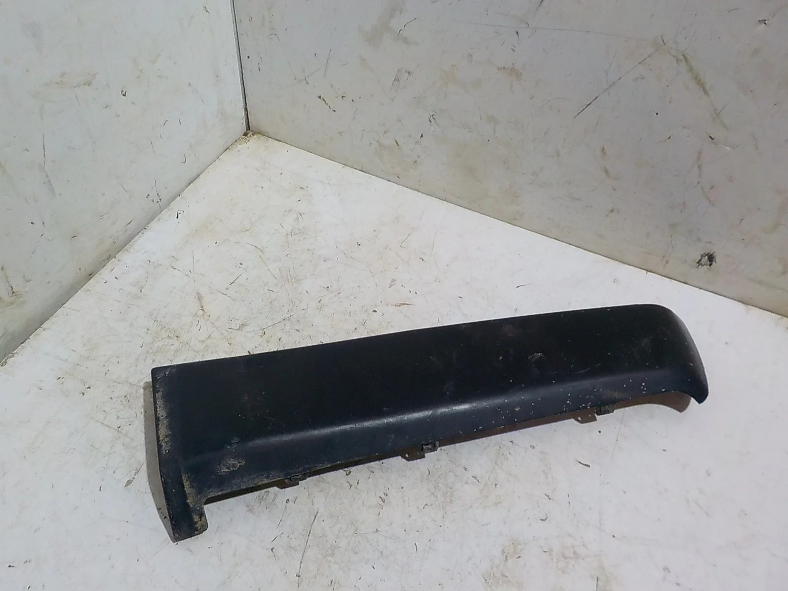 накладка на бампер Nissan X-Trail II (2007—2011) Зад Лево