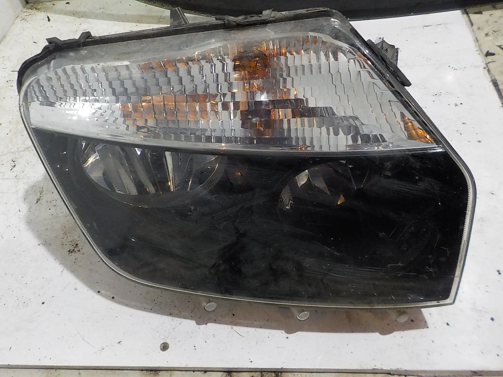 Фара Renault Duster I (2010—2015) Перед Право