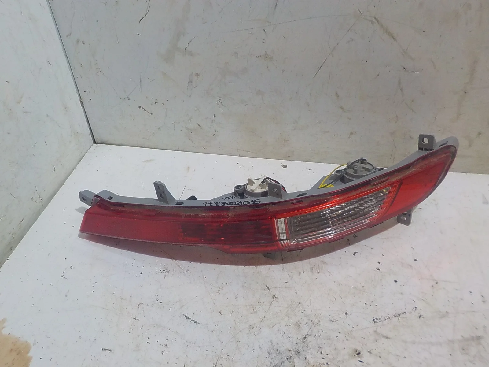 Фонарь задний противотуманный Kia Sportage III (2010—2014)