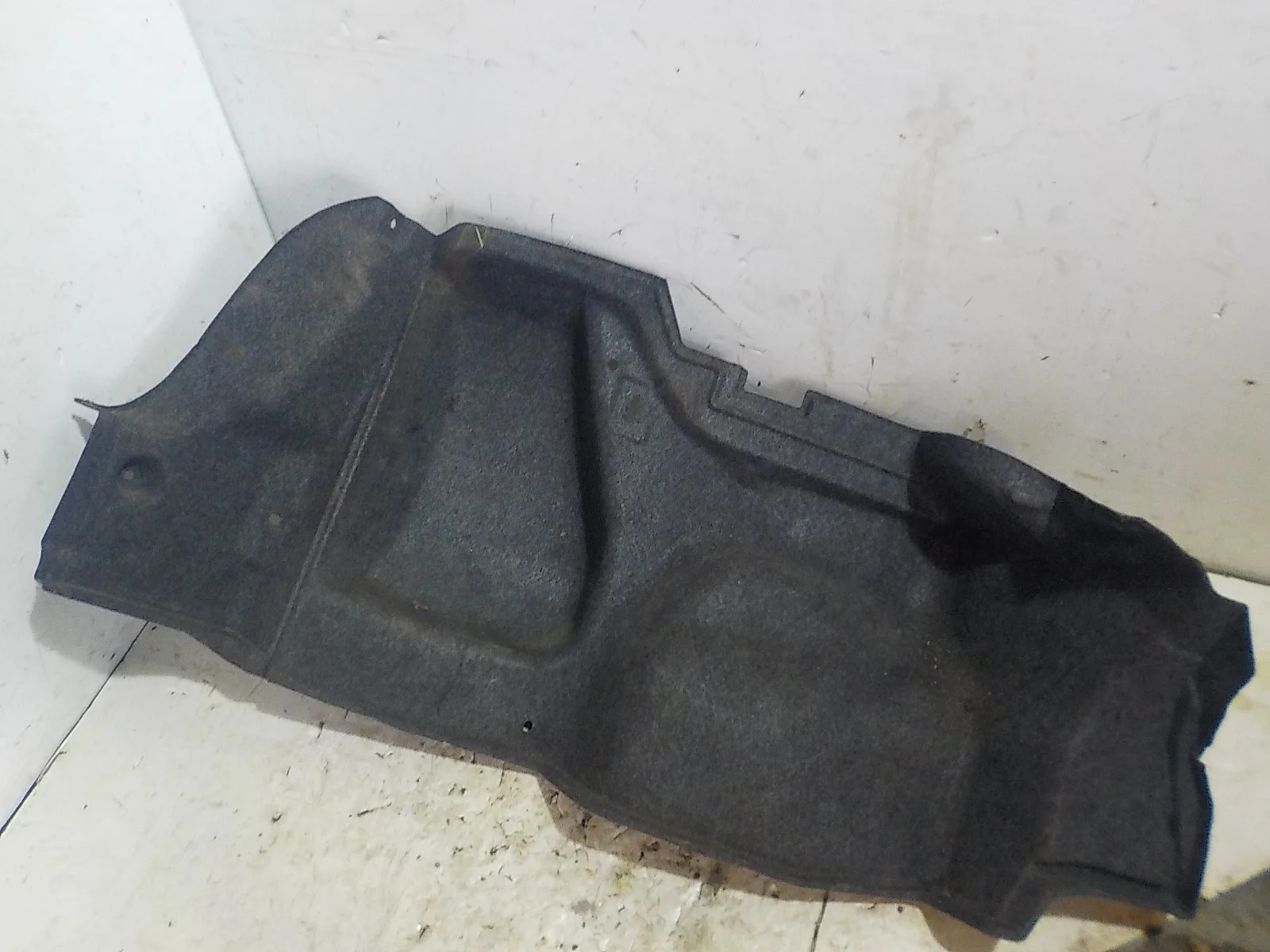 Обшивка багажника Nissan Almera N16 рестайлинг (2002—2006)