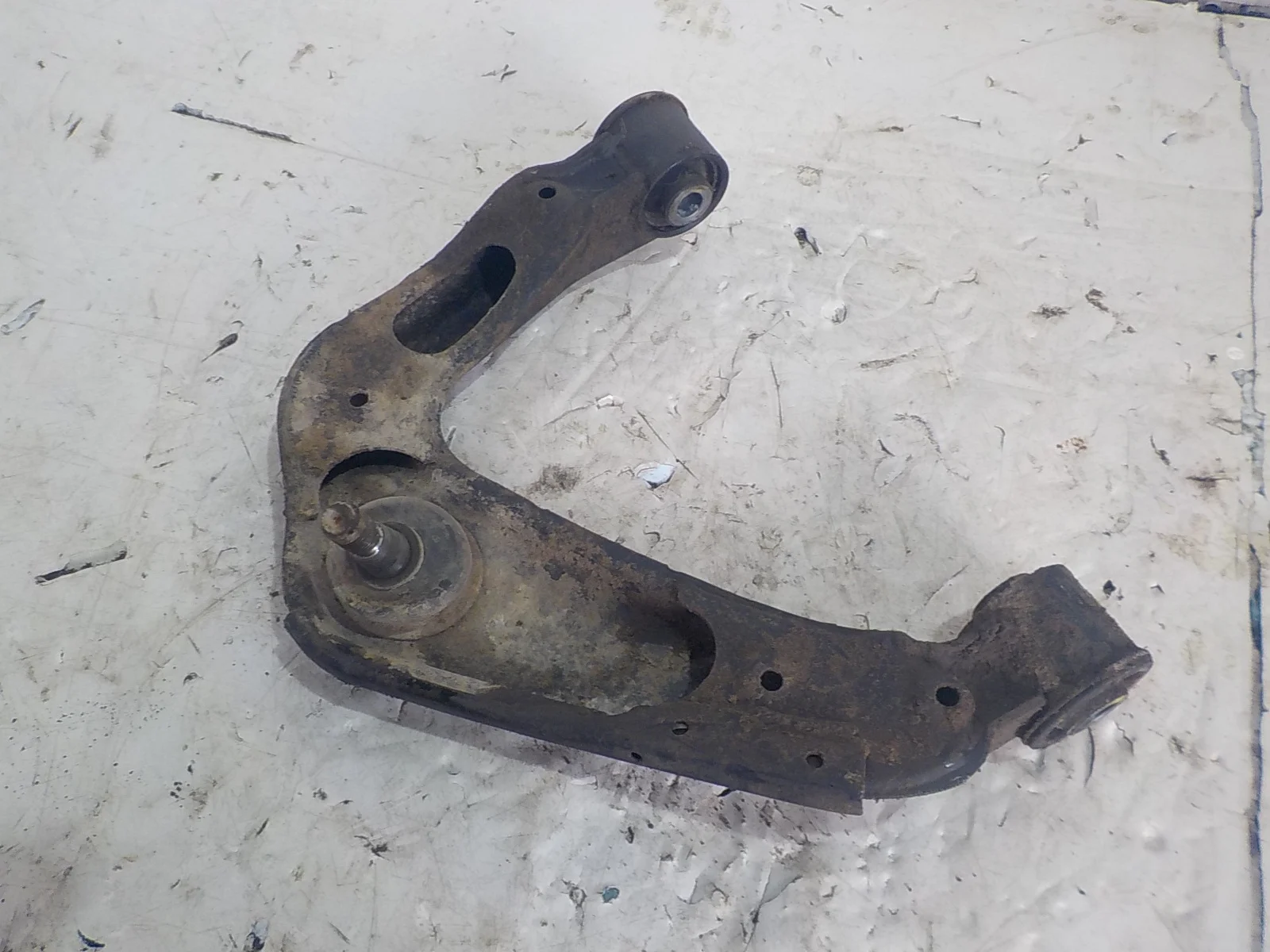 Рычаг Nissan Pathfinder III (2004—2010) Перед Право Верх