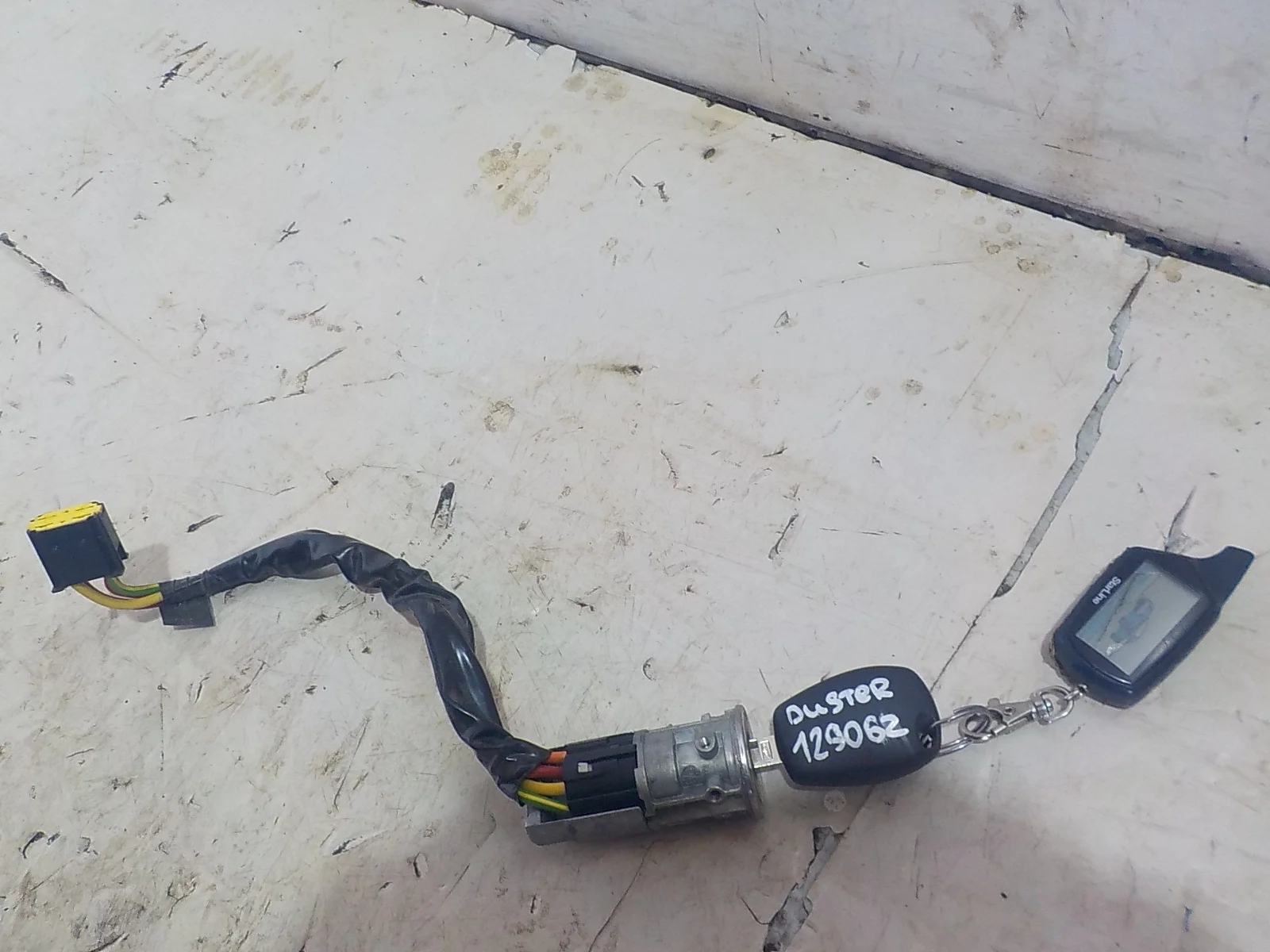 Замок зажигания Renault Sandero I (2009—2014)