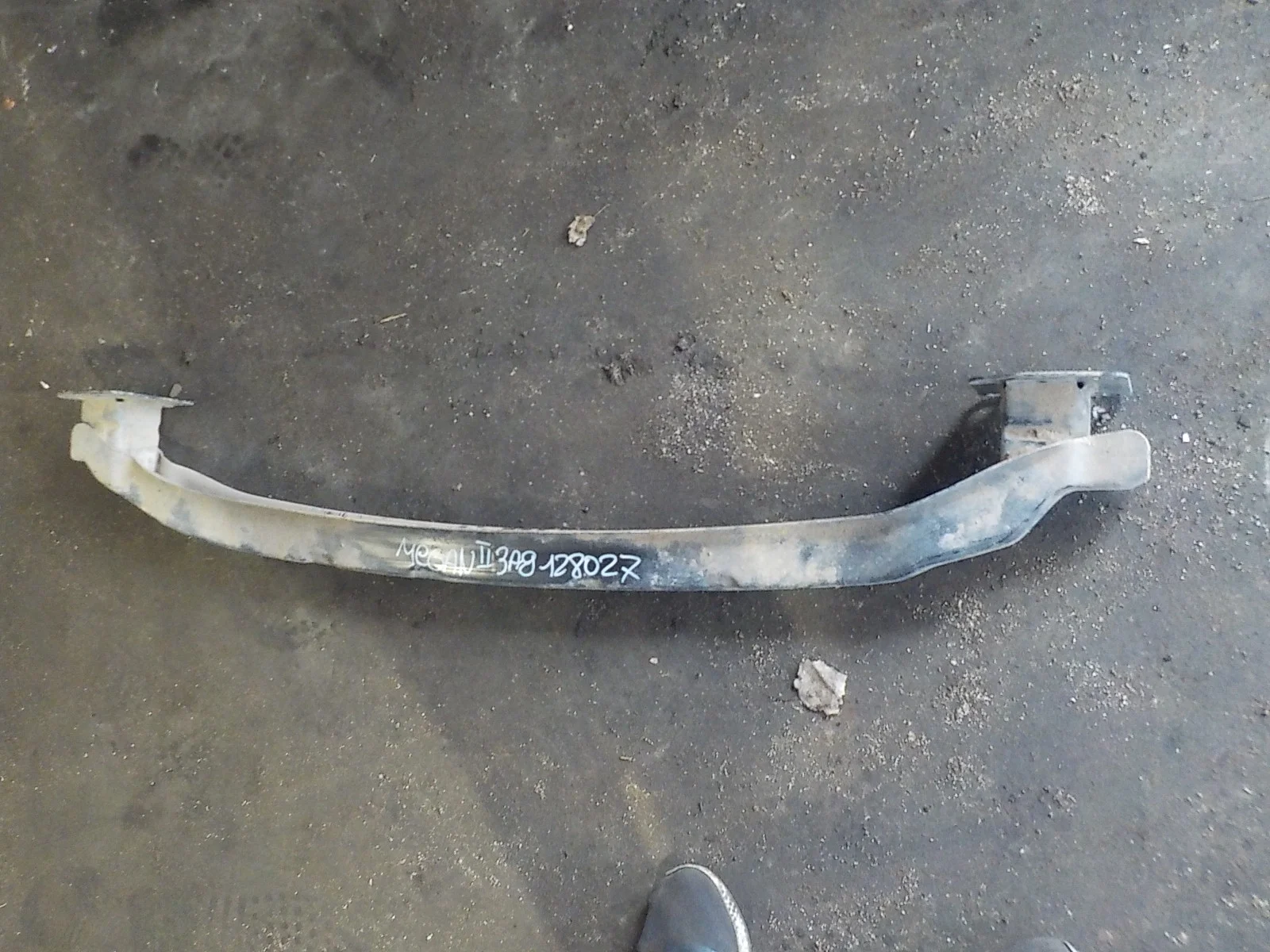 Усилитель бампера Renault Megane II (2002—2006) Зад