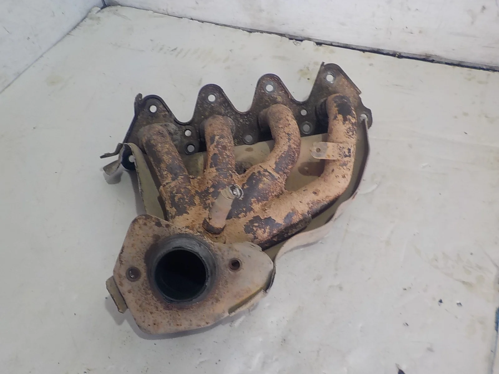 Коллектор выпускной Renault Logan I рестайлинг (2009—2015)