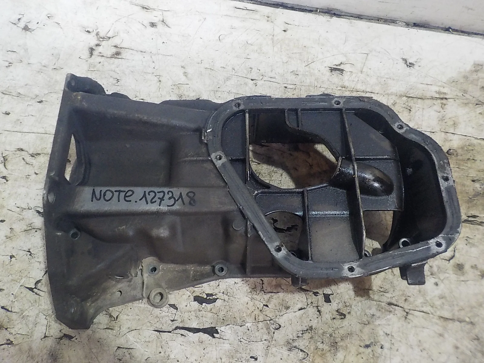 Поддон двигателя Nissan Note E11 (2005—2009)