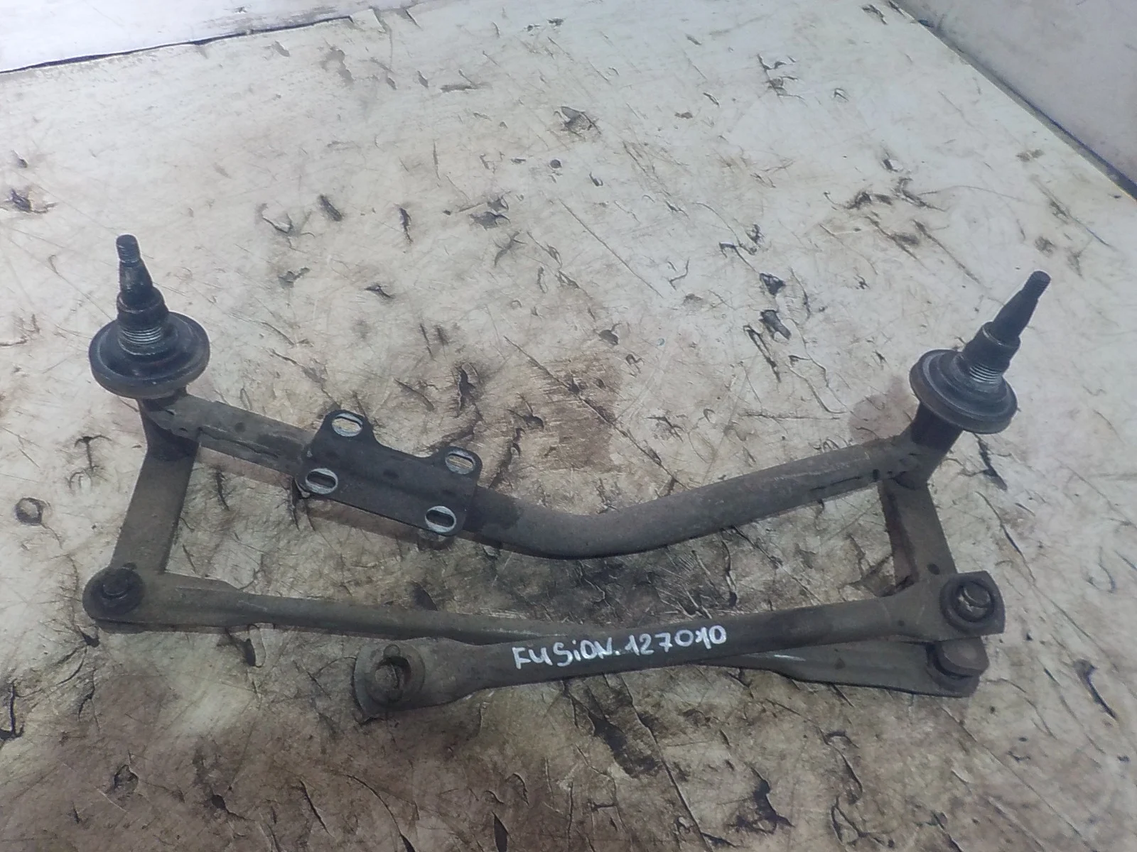 трапеция дворников Ford Fusion I (2002—2005)