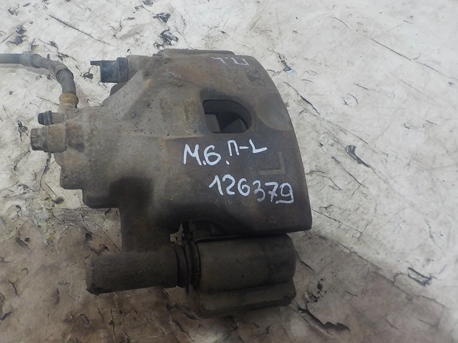 суппорт Mazda 6 GG (2002—2005) Перед Лево