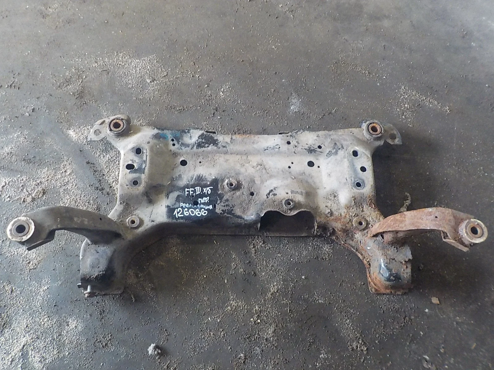 Подрамник Ford Focus III (2011—2015) Перед