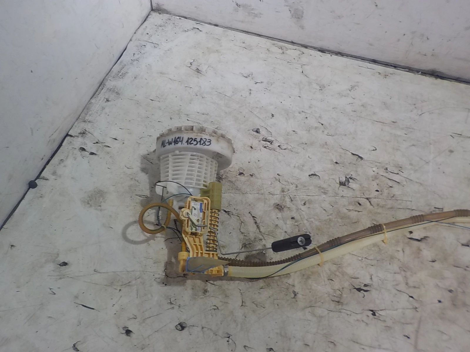 бензонасос Mercedes-Benz GL-класс X164 (2006—2009)