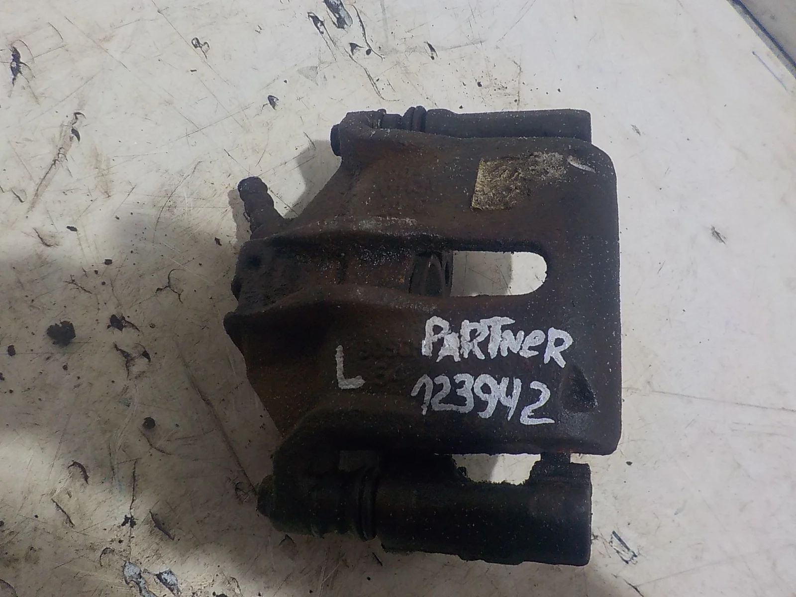 суппорт Peugeot 207 I (2006—2009) Перед Лево