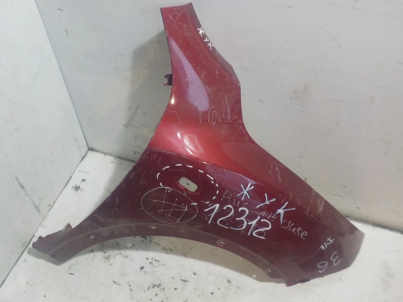 Крыло Nissan Juke I (2010—2014) Перед Право