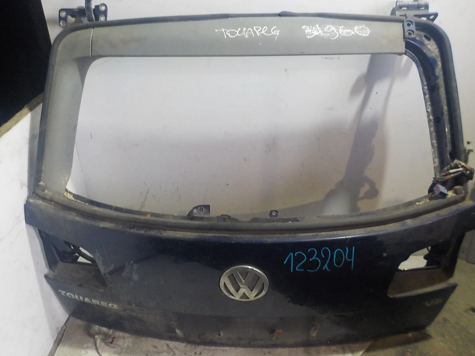 Крышка багажника Volkswagen Touareg I (2002—2006)