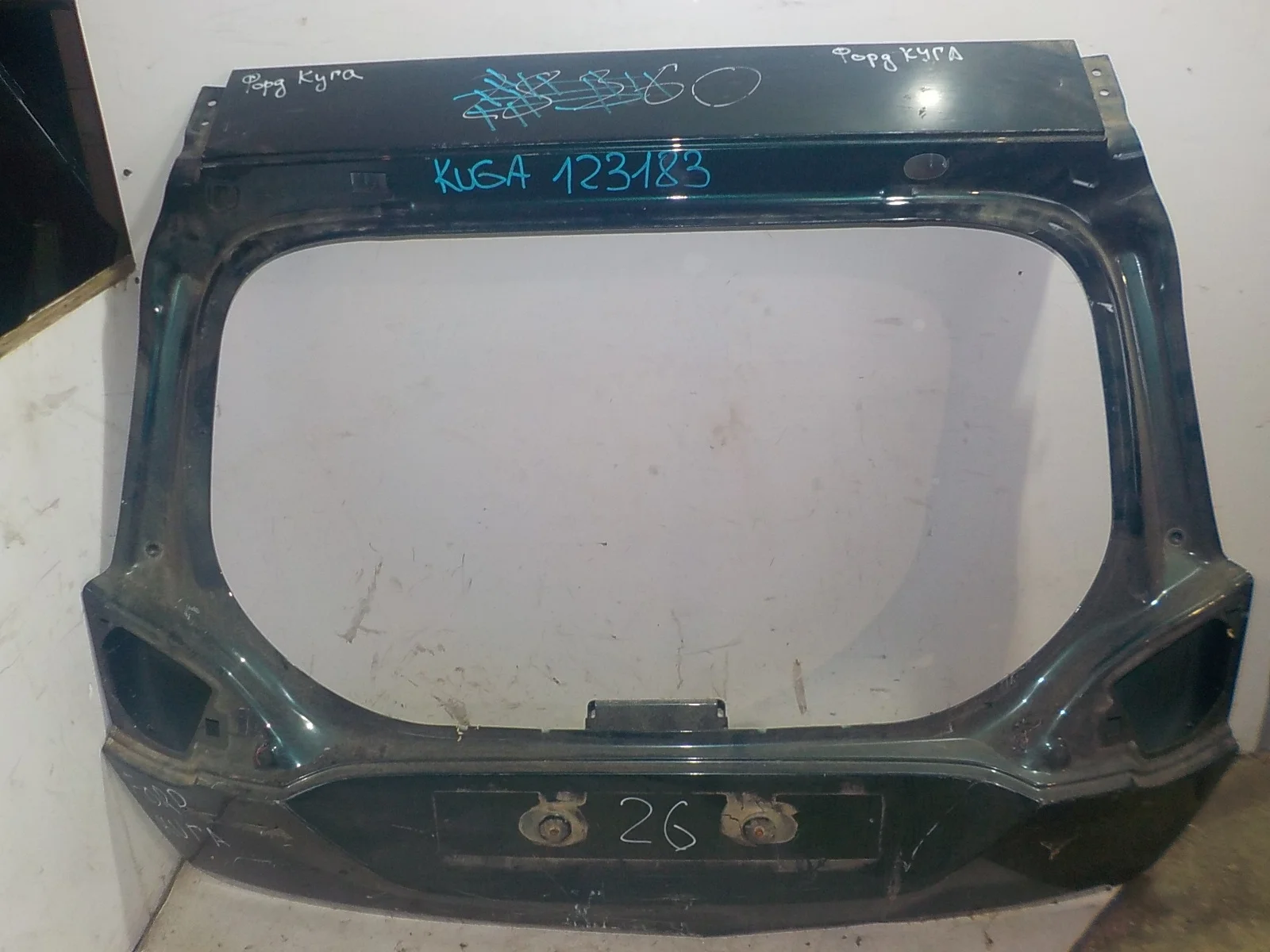 Крышка багажника Ford Kuga I (2008—2012)