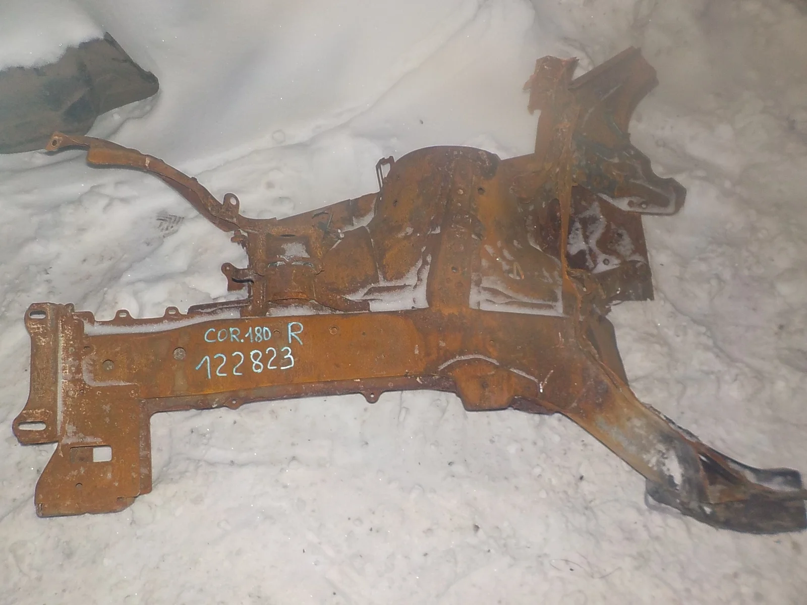 Лонжерон Toyota Auris E150 (2006—2010) Перед Право