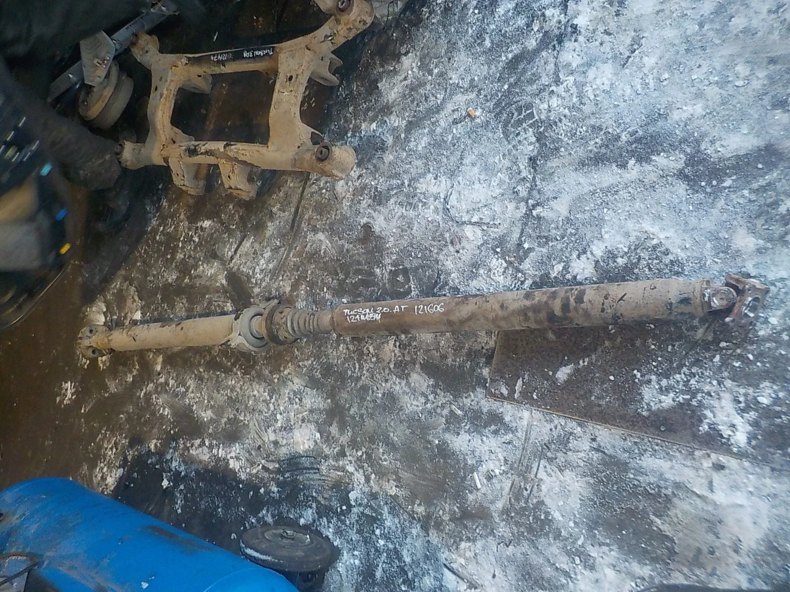 Кардан Kia Sportage II (2004—2008) Зад