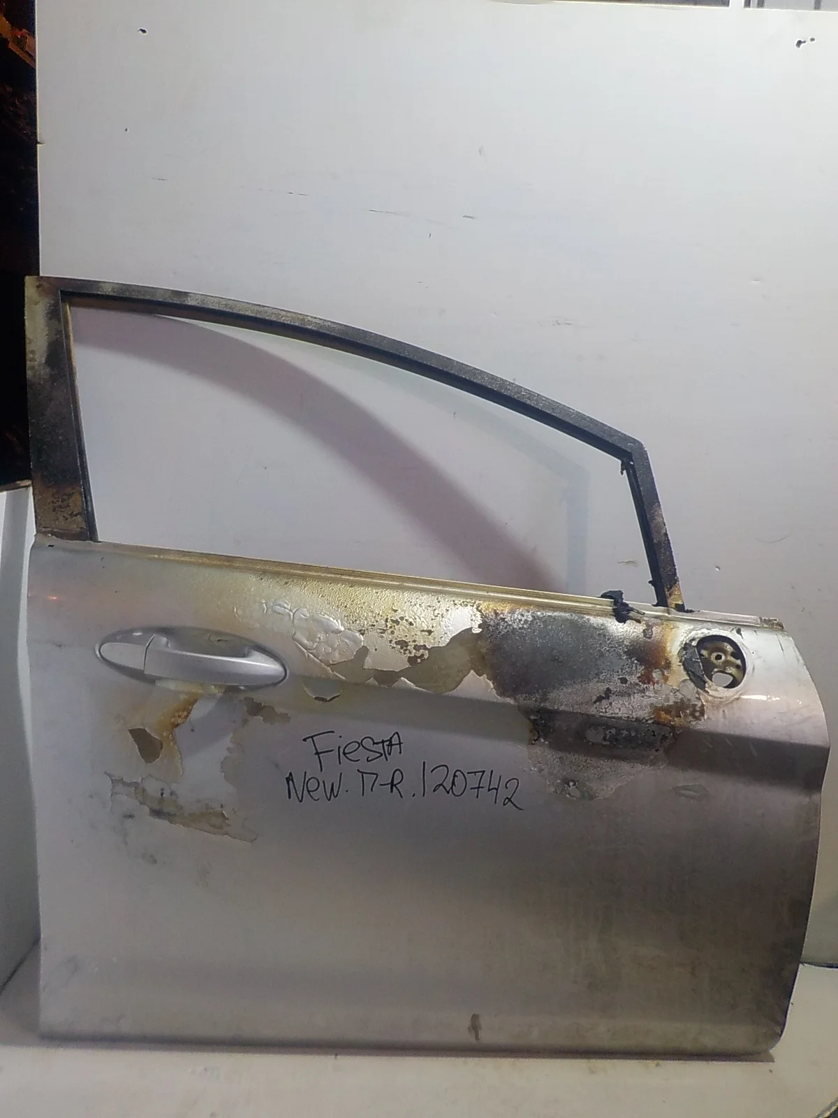 Дверь Ford Fiesta Mk6 (2008—2013) Перед Право