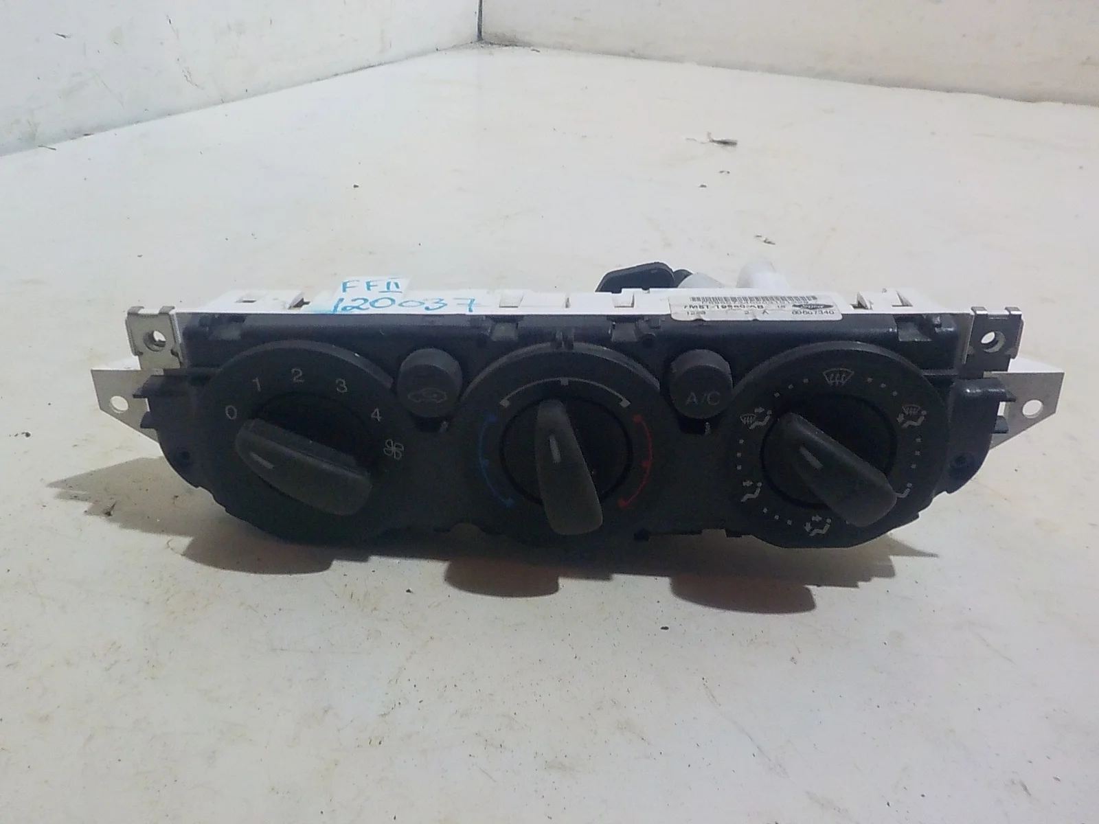 регулятор печки Ford Focus II рестайлинг (2007—2011)