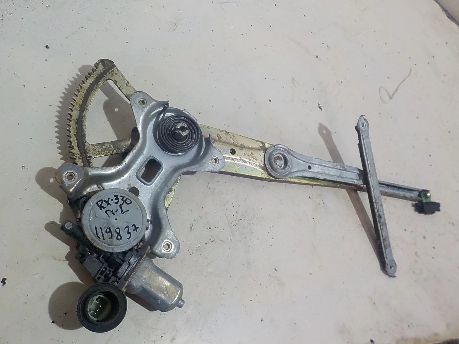 Стеклоподъемник Lexus RX II (2003—2006)