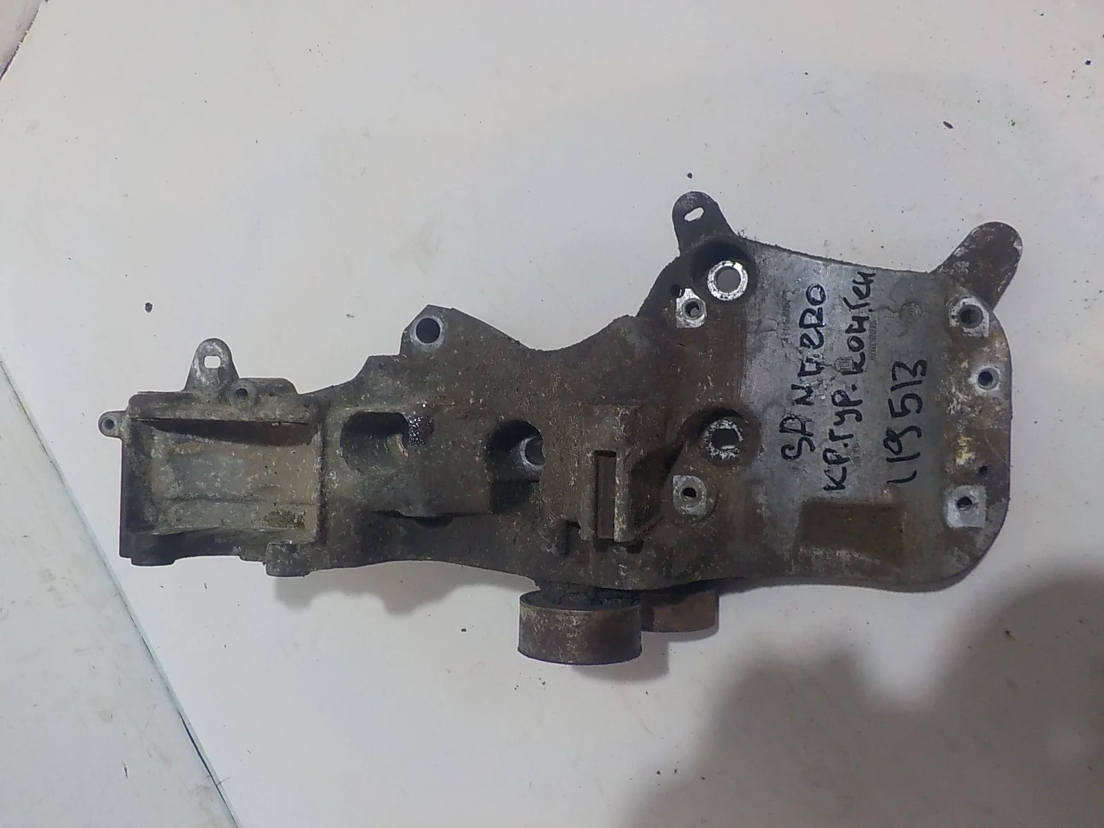 Кронштейн гидроусилителя Renault Logan I рестайлинг (2009—2015)