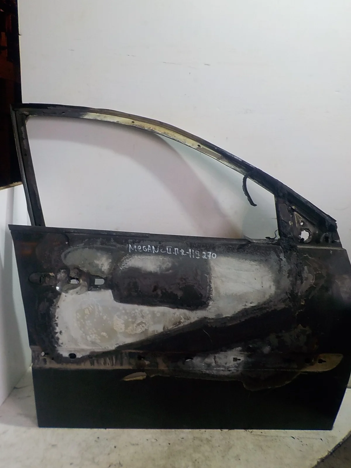 Дверь Renault Megane II (2002—2006) Перед Право