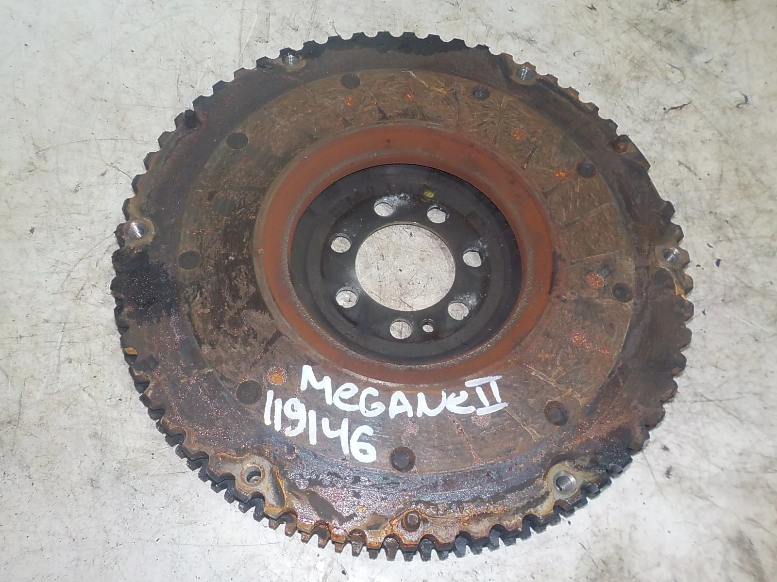 Маховик Renault Laguna II (2001—2005)