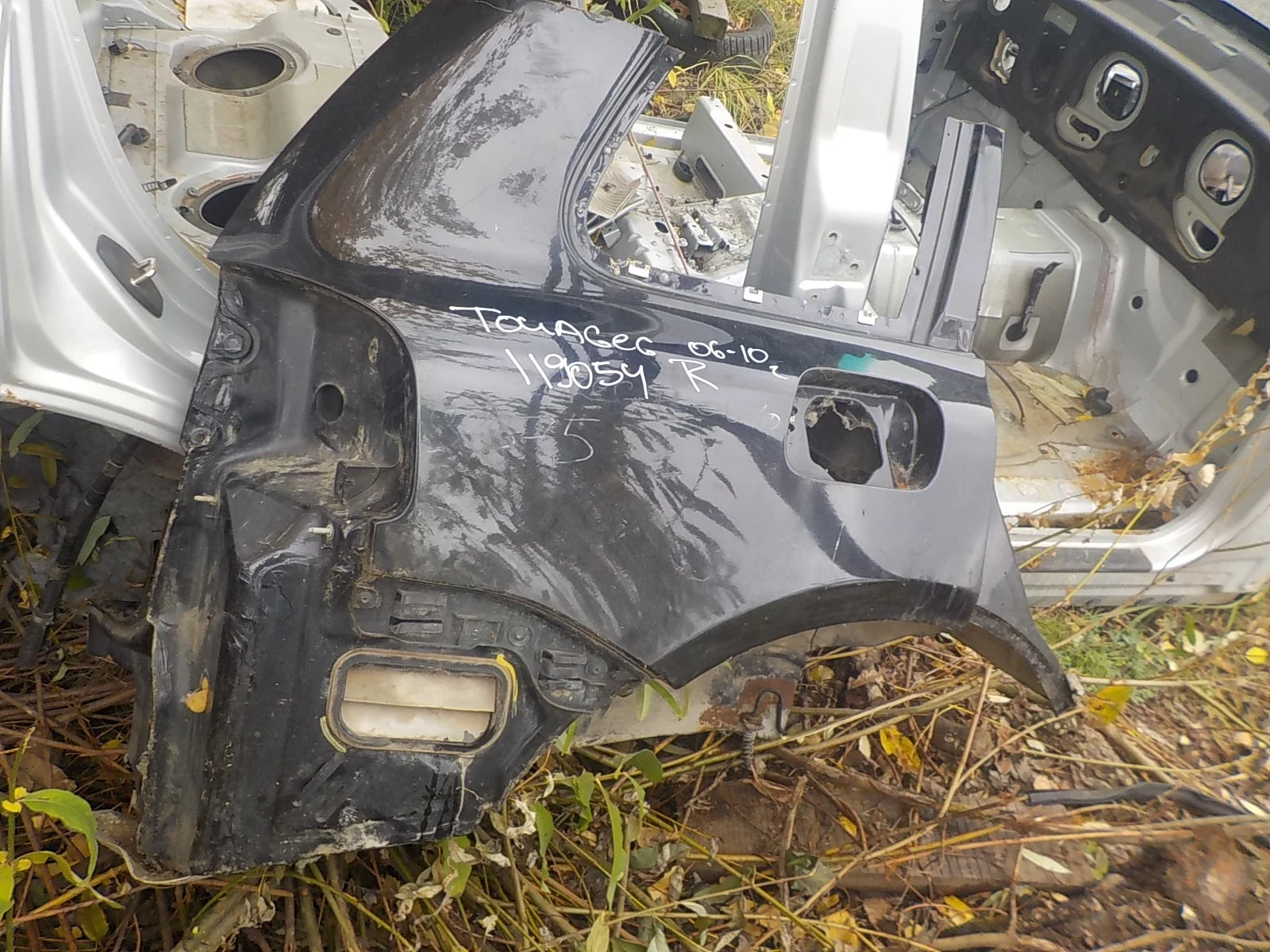 Крыло Volkswagen Touareg I рестайлинг (2006—2010) Зад Право