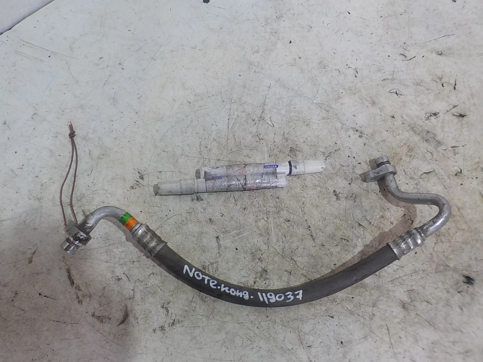 Трубка кондиционера Nissan Note E11 (2005—2009)