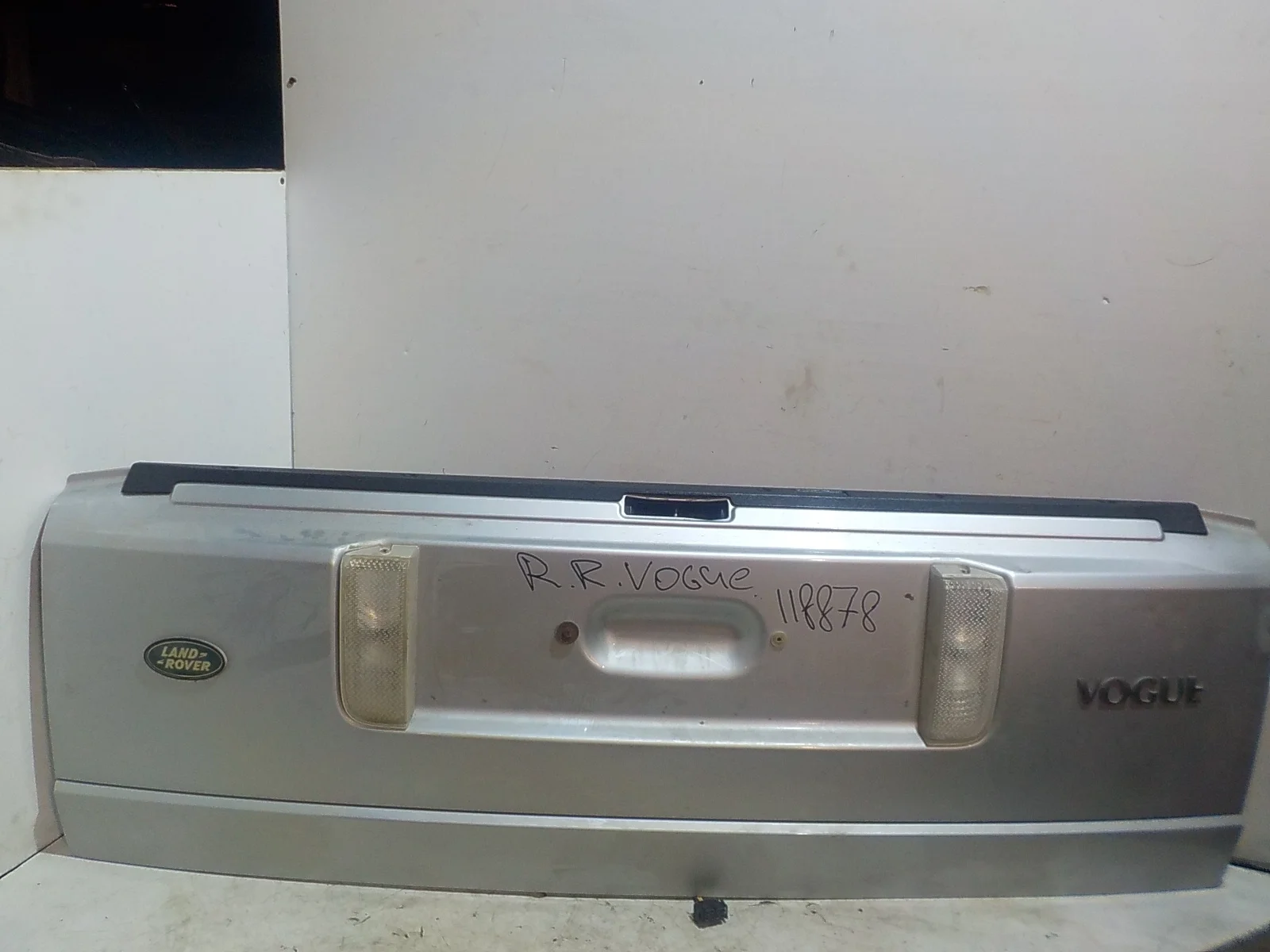 Крышка багажника Land Rover Range Rover III рестайлинг (2005—2009) Зад