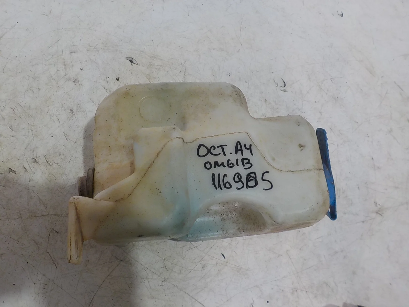 бачок стеклоомывателя Skoda Octavia I рестайлинг (2000—2011)