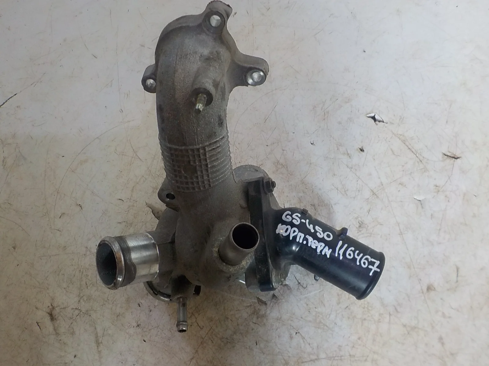 Корпус термостата Toyota Crown S180 (1999—2008)