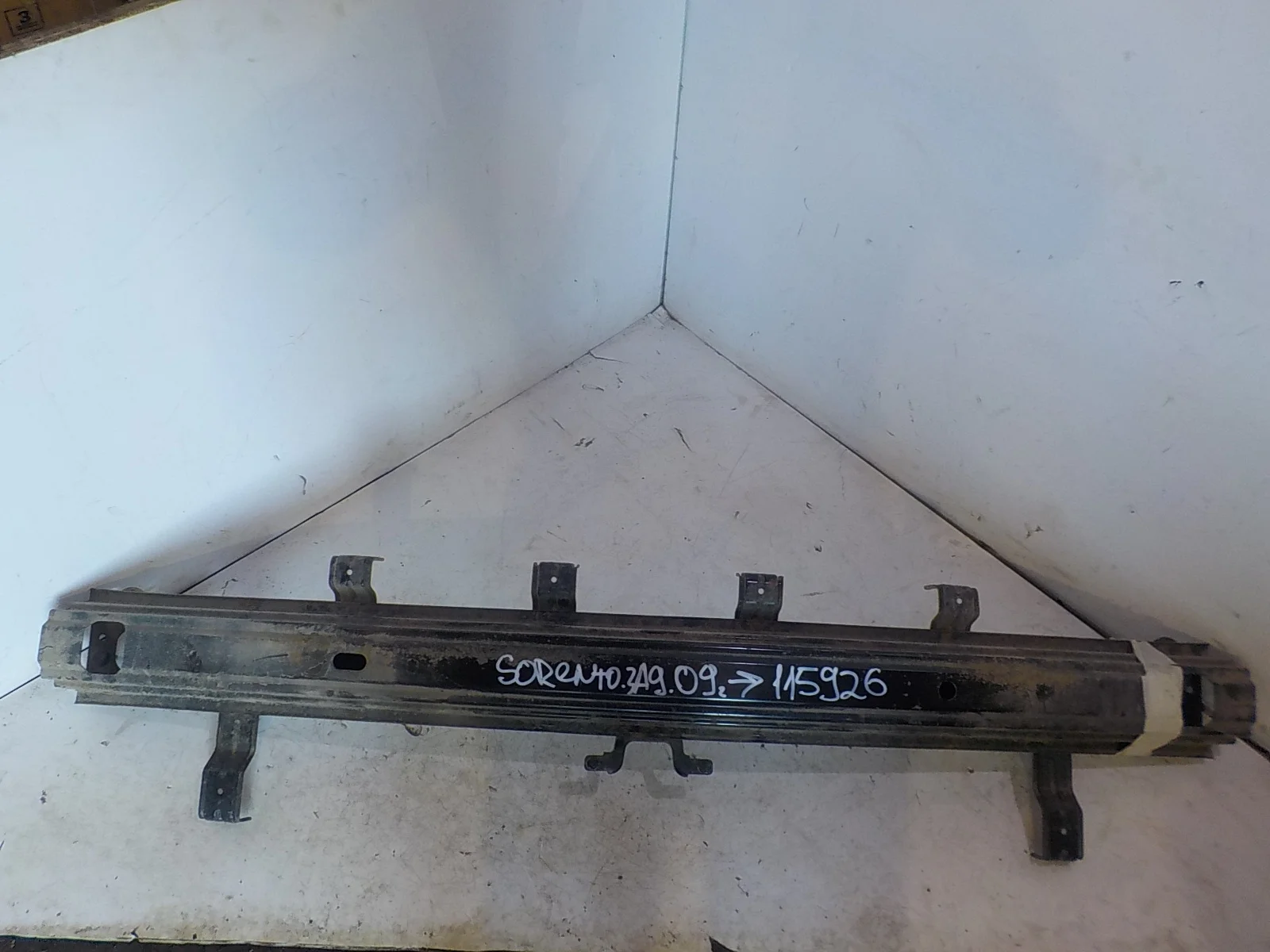 Усилитель бампера Kia Sorento II (2009—2012) Зад