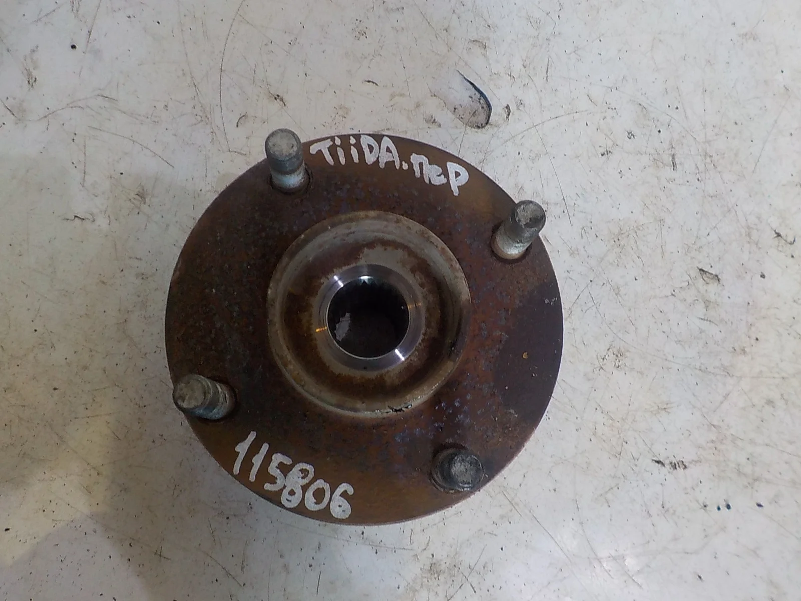 Ступица Nissan Tiida C11 (2004—2012) Перед