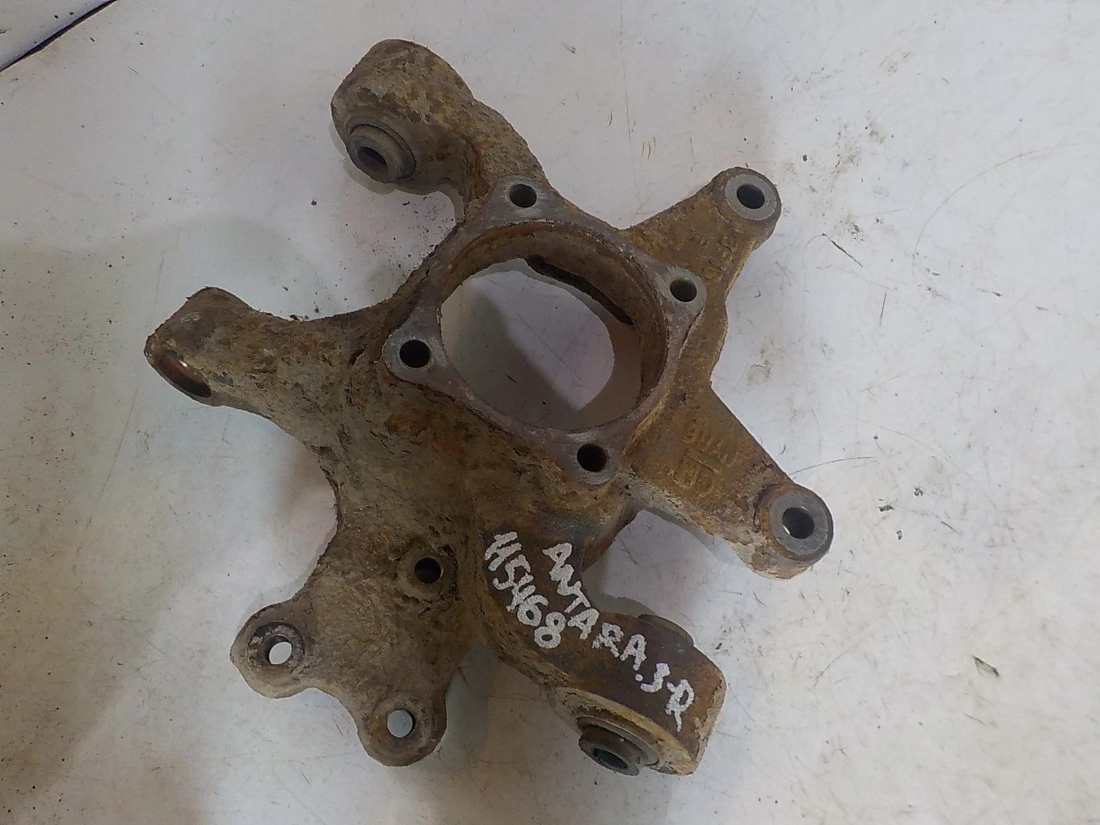 кулак поворотный Chevrolet Captiva I (2006—2011) Зад Право