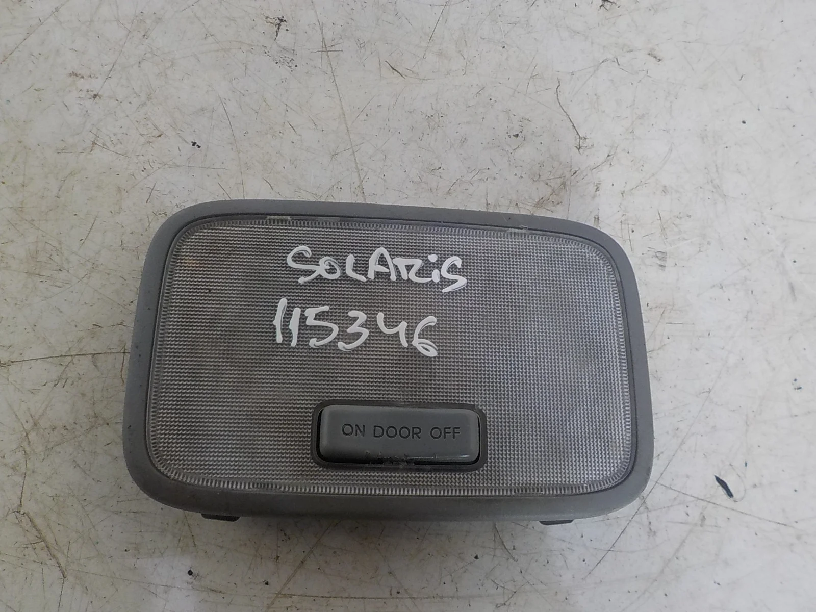 плафон освещения салона Kia Rio III (2011—2015)