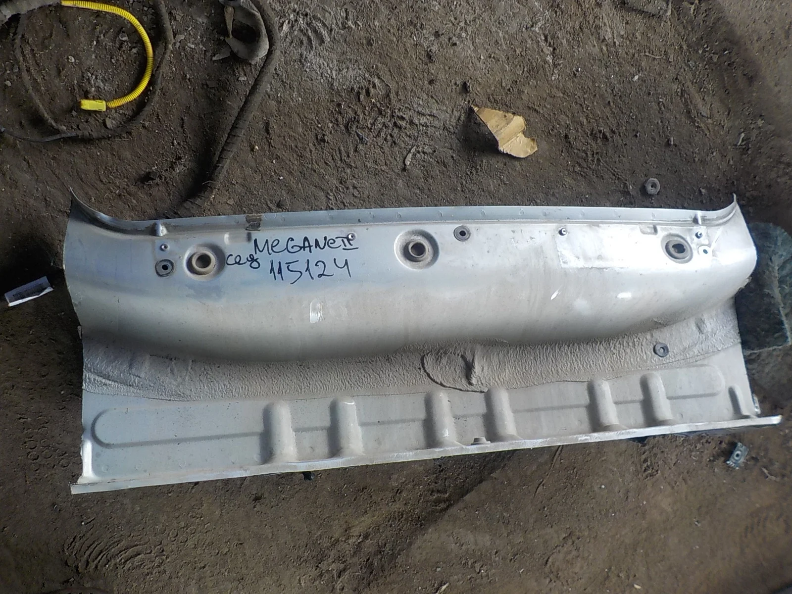 задняя панель кузова Renault Megane II (2002—2006)