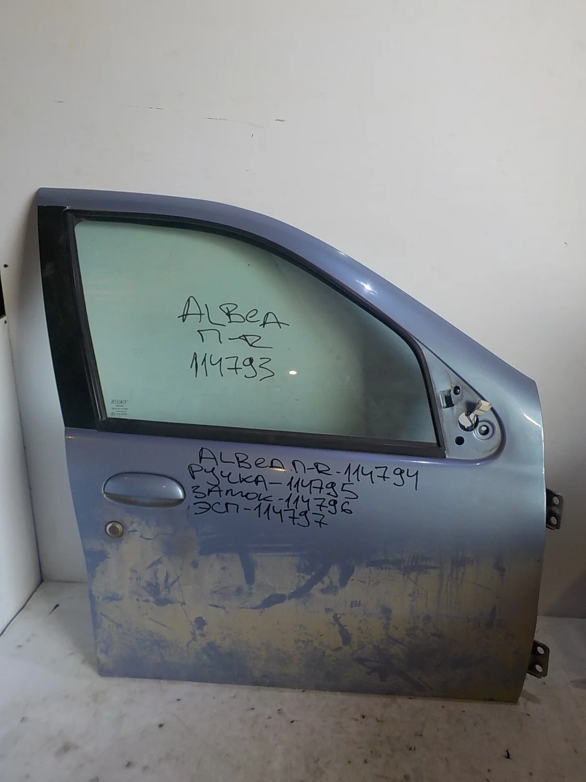 стекло FIAT Albea I рестайлинг (2005—2012) Перед Право