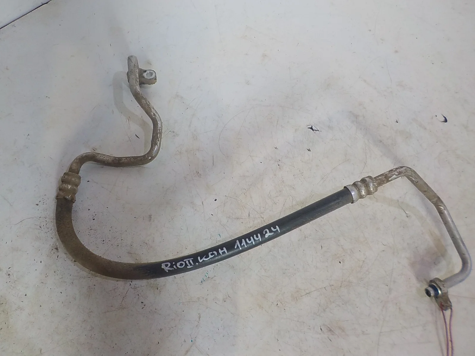 Трубка кондиционера Kia Rio II рестайлинг (2009—2011)