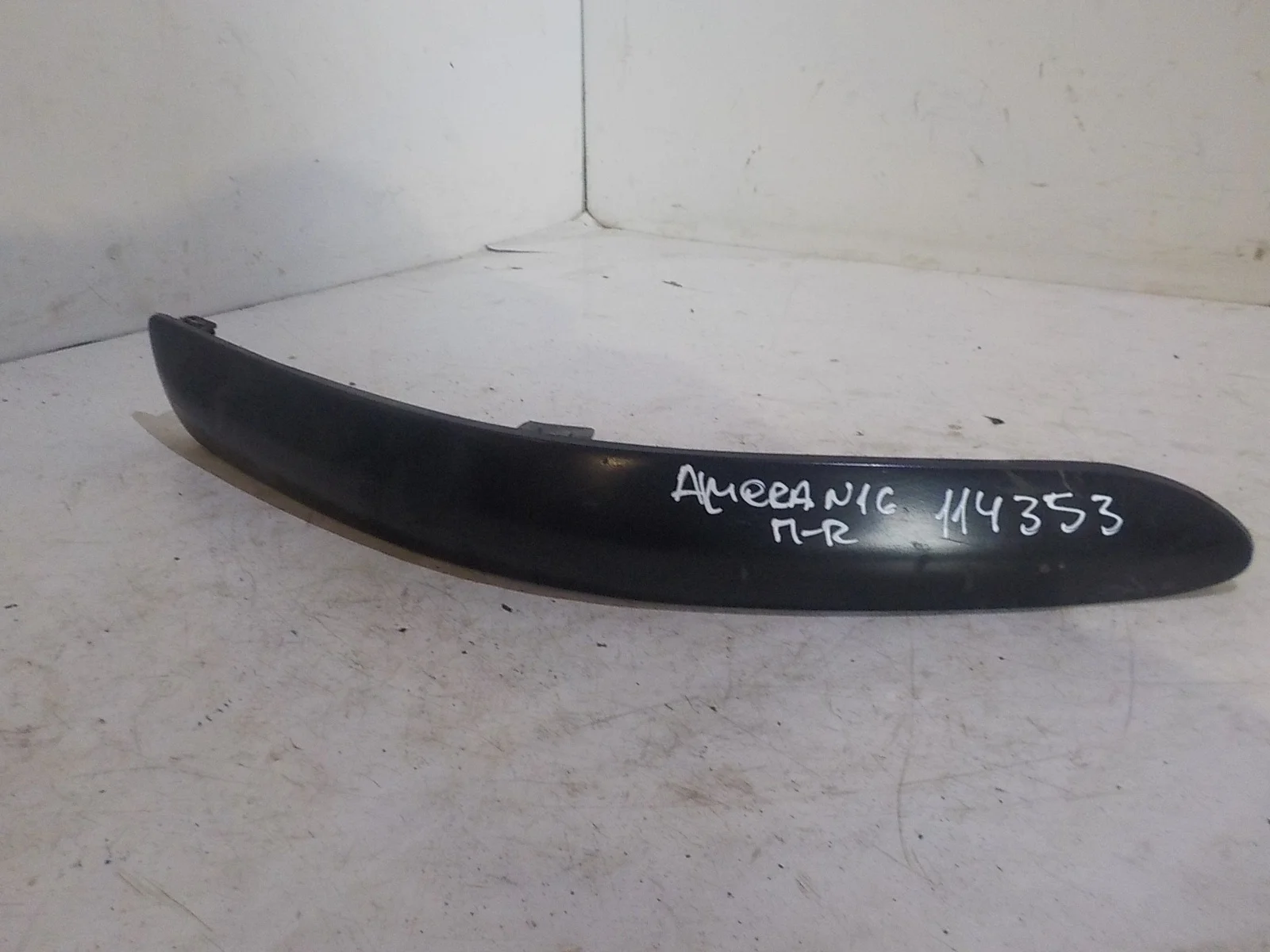 накладка на бампер Nissan Almera N16 (2000—2003) Перед Право