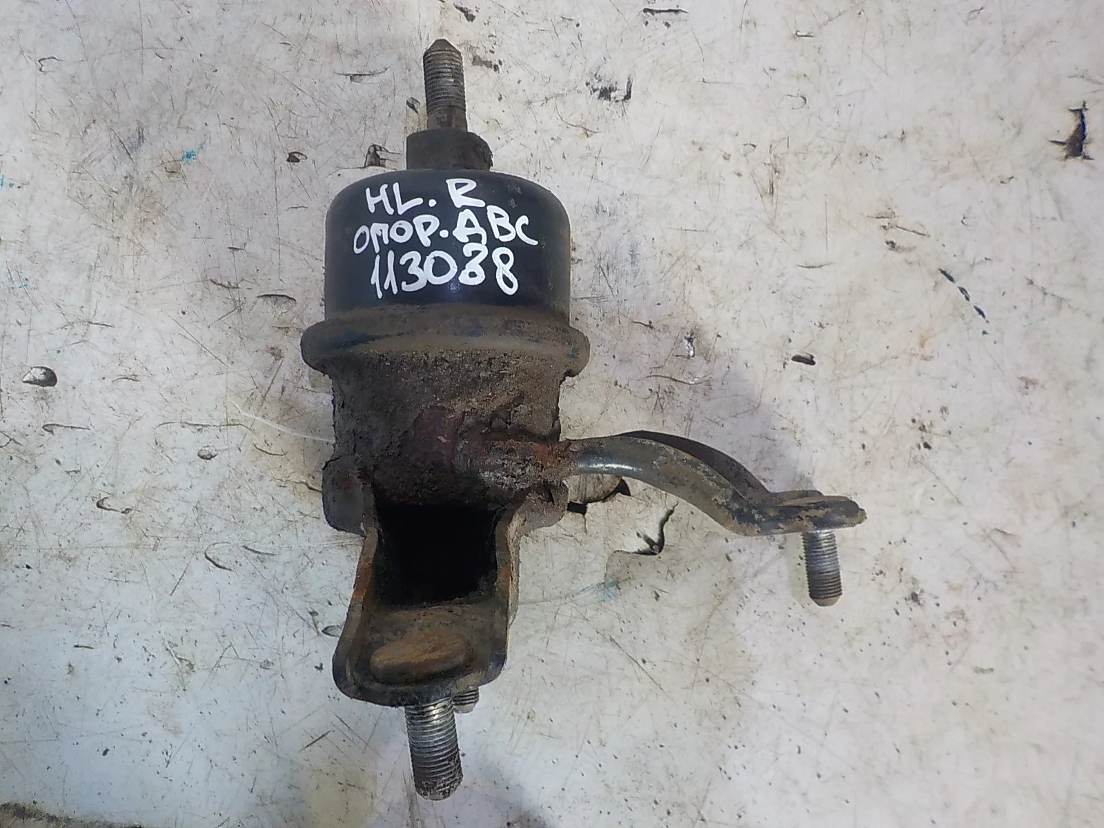 Опора двигателя Lexus RX II рестайлинг (2006—2009)