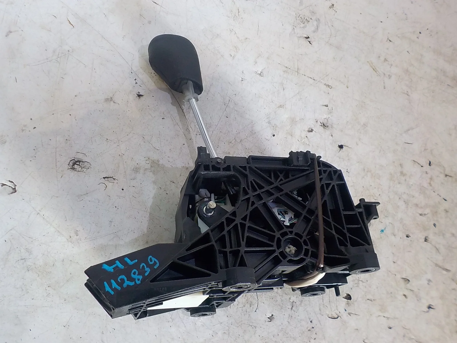 рычаг переключения кпп Toyota Highlander II рестайлинг (2010—2013)