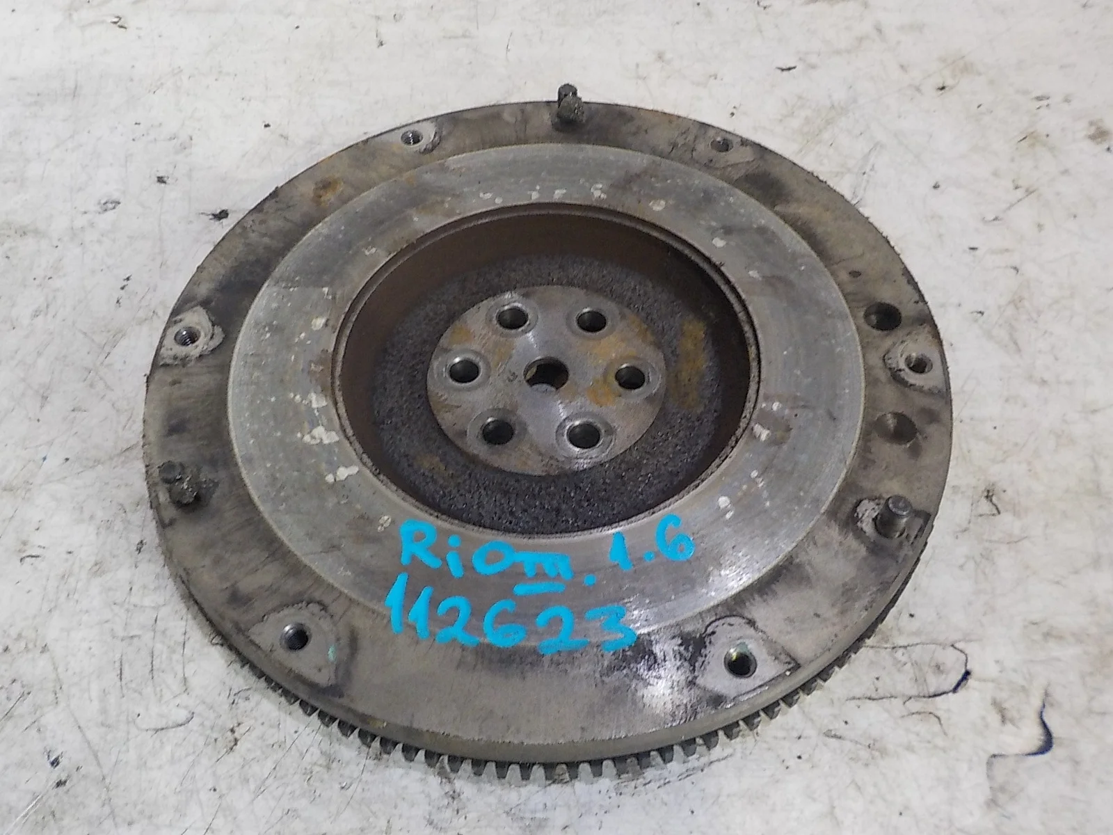 Маховик Hyundai Solaris I (2010—2014)